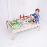 Houten Treinbaan Stad op Speeltafel (62 dlg)